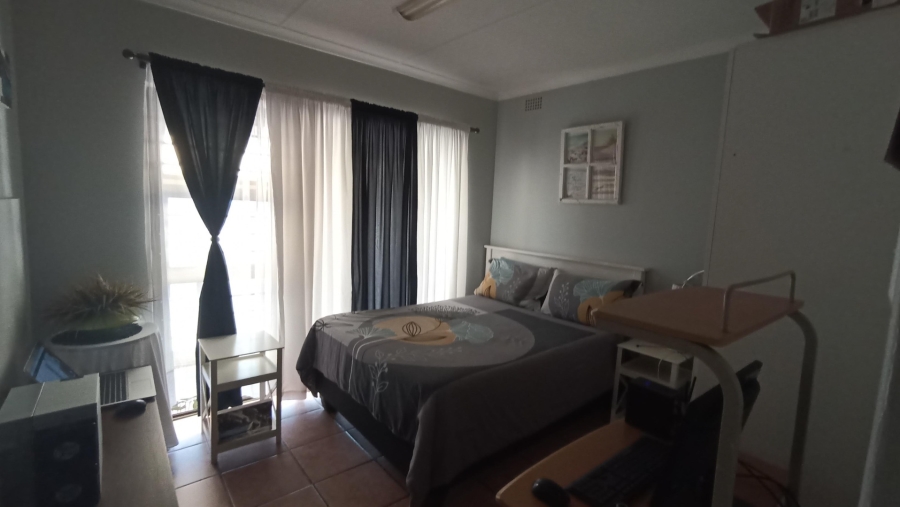 4 Bedroom Property for Sale in Vredenburg Western Cape